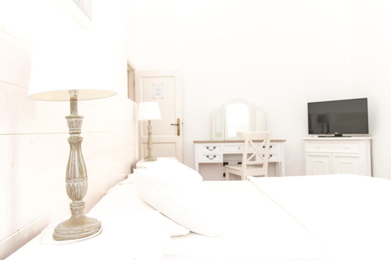And So Bed & Breakfast Lecce Exterior foto
