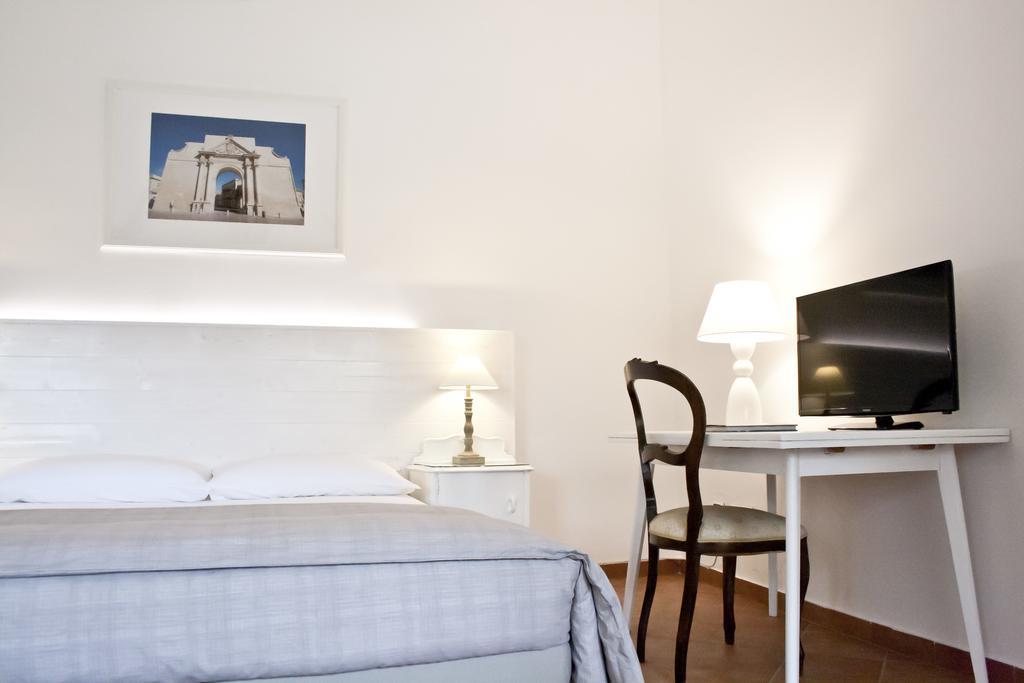 And So Bed & Breakfast Lecce Cameră foto
